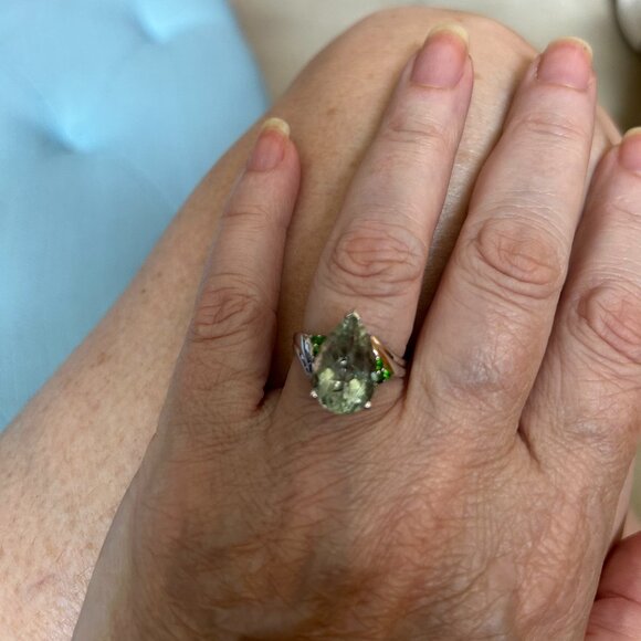 Pear Shaped Prasiolite Ring - Picture 3 of 10